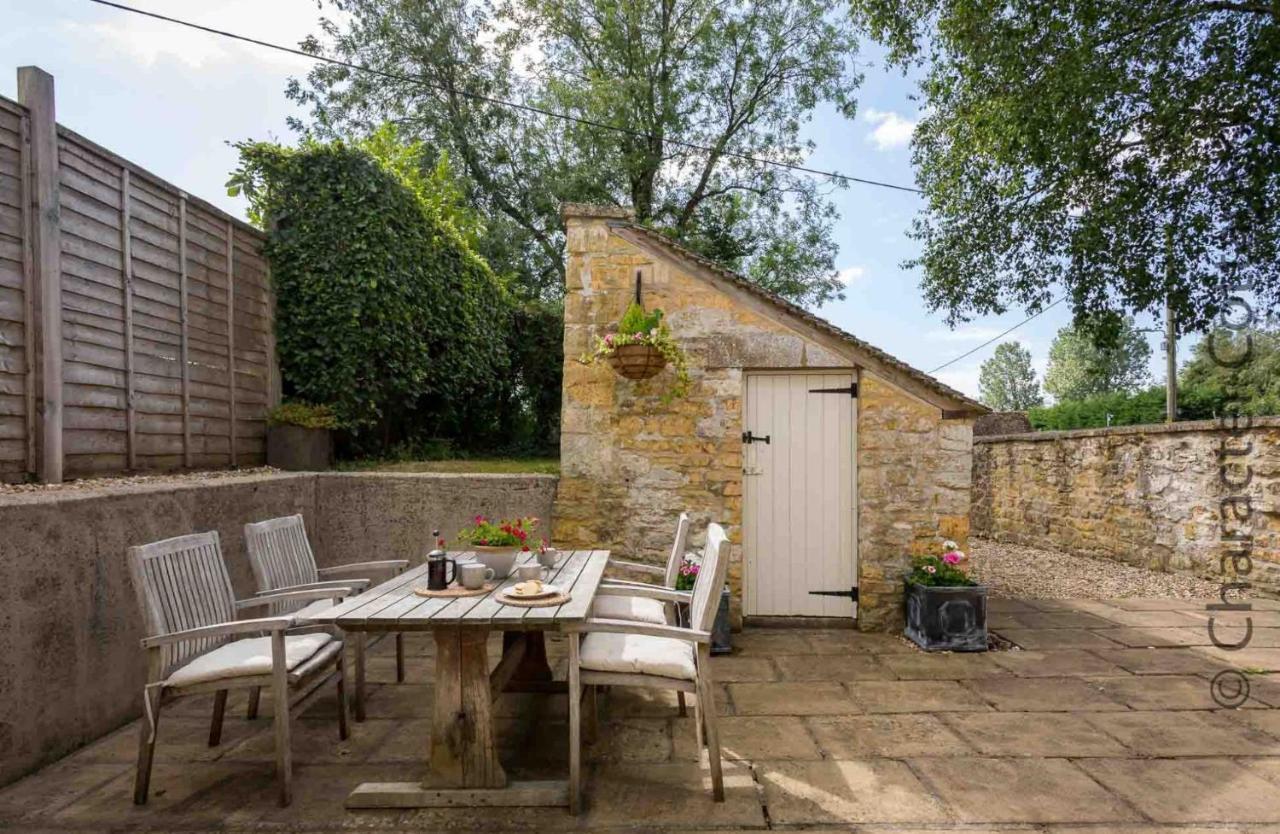 Weir Cottage Bourton-on-the-Water Dış mekan fotoğraf